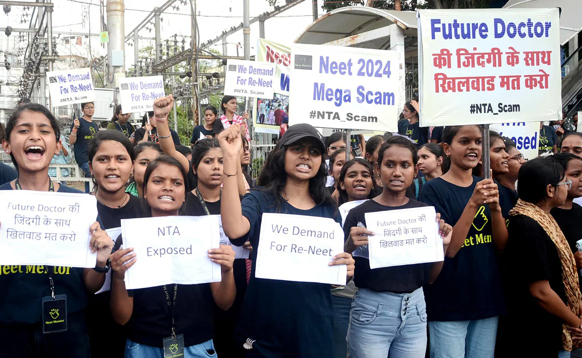 NEET PAPER LEAK PROTEST