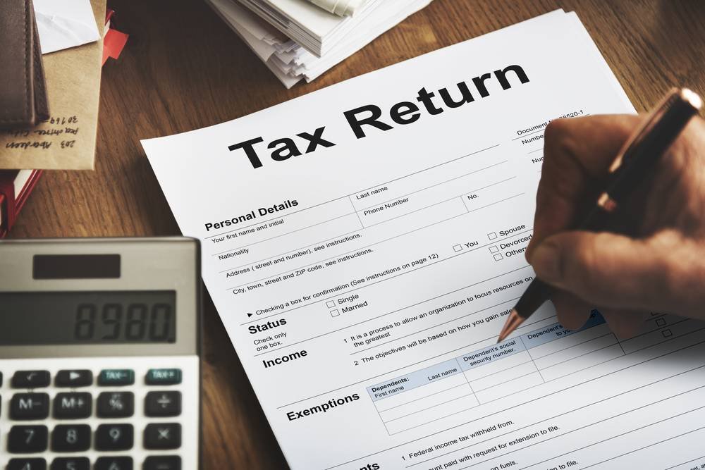Income Tax Filing के बाद ITR Refund Status ऑनलाइन चेक करने का प्रतीकात्मक चित्र